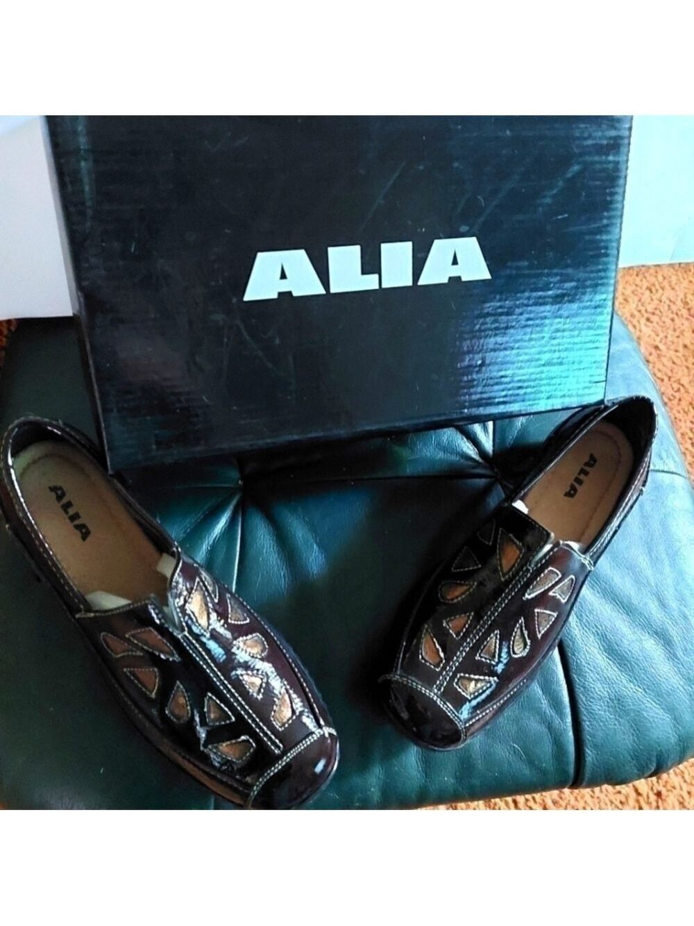 New* Alia Brown Patent Leather Shoes